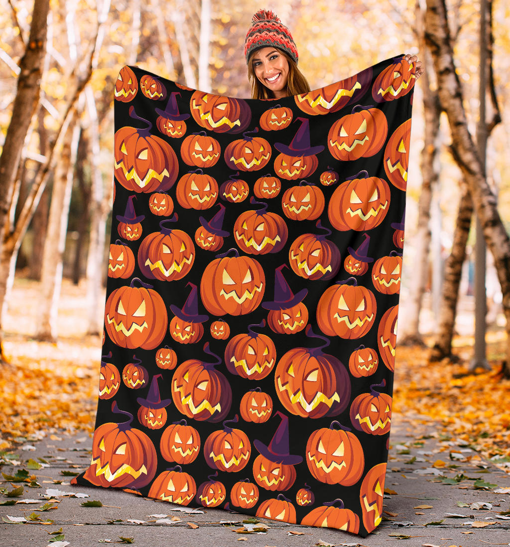 Halloween Pattern Print Design 04 Premium Blanket