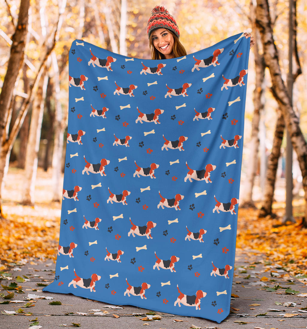 Basset Hound Pattern Print Design 02 Premium Blanket