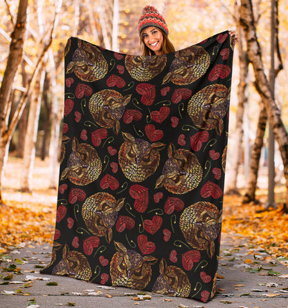 Owl Pattern Print Design A08 Premium Blanket
