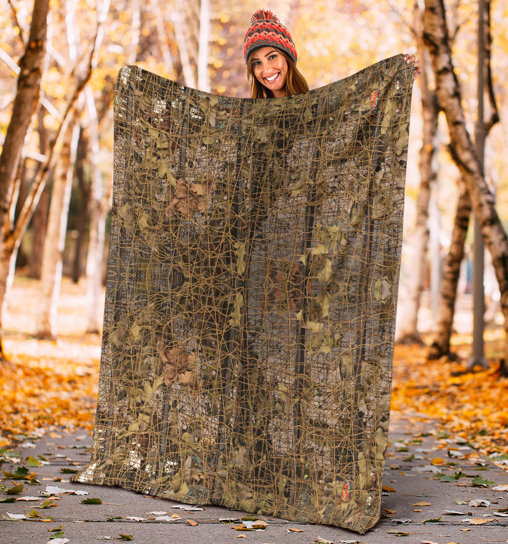 Camouflage Realtree Pattern Print Design 01 Premium Blanket