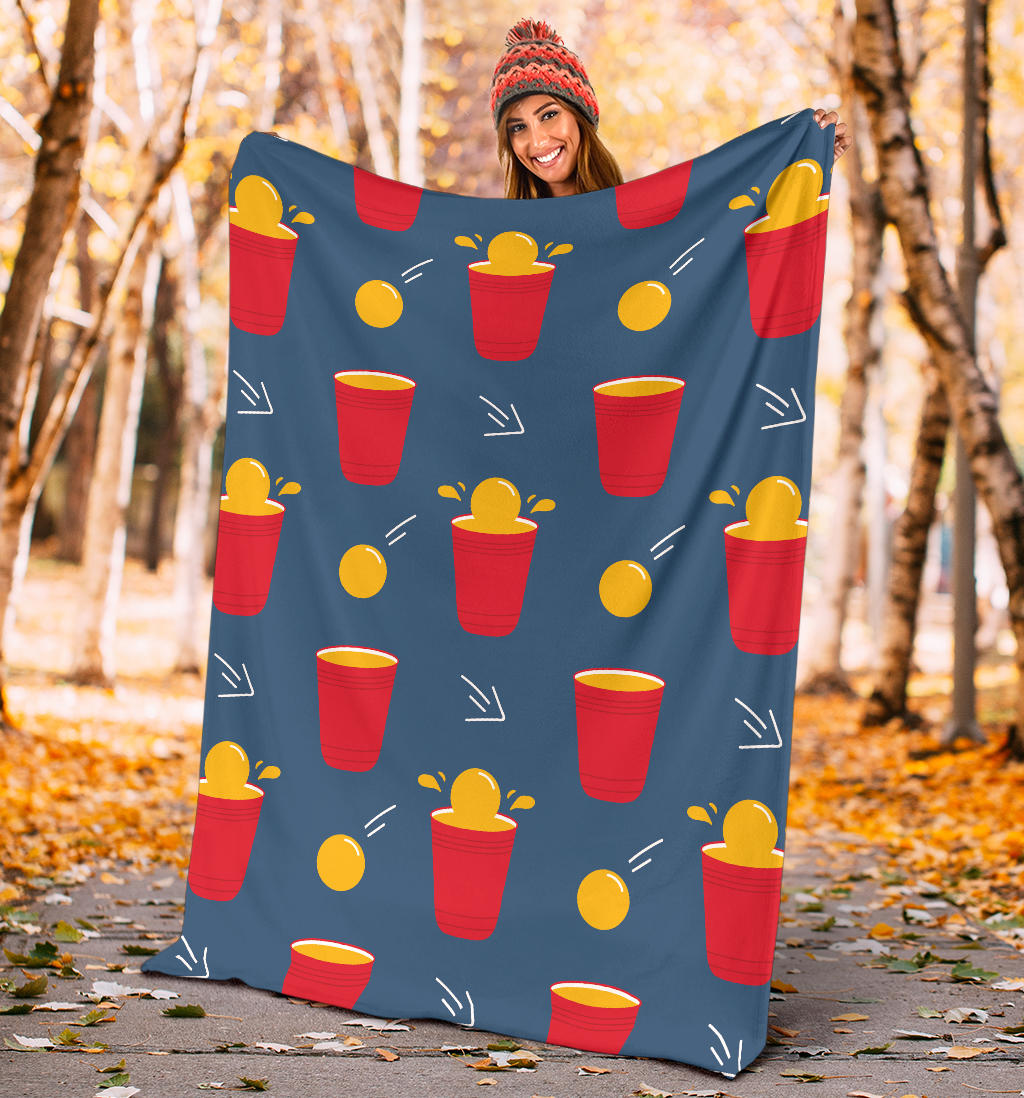 Beer Pong Pattern Print Design 02 Premium Blanket