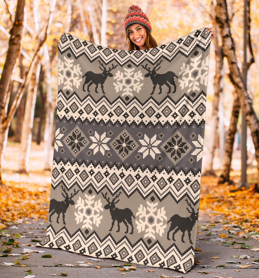 Nordic Pattern Print Design A01 Premium Blanket