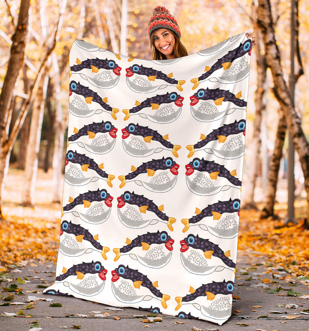 Fugu Pattern Print Design 03 Premium Blanket