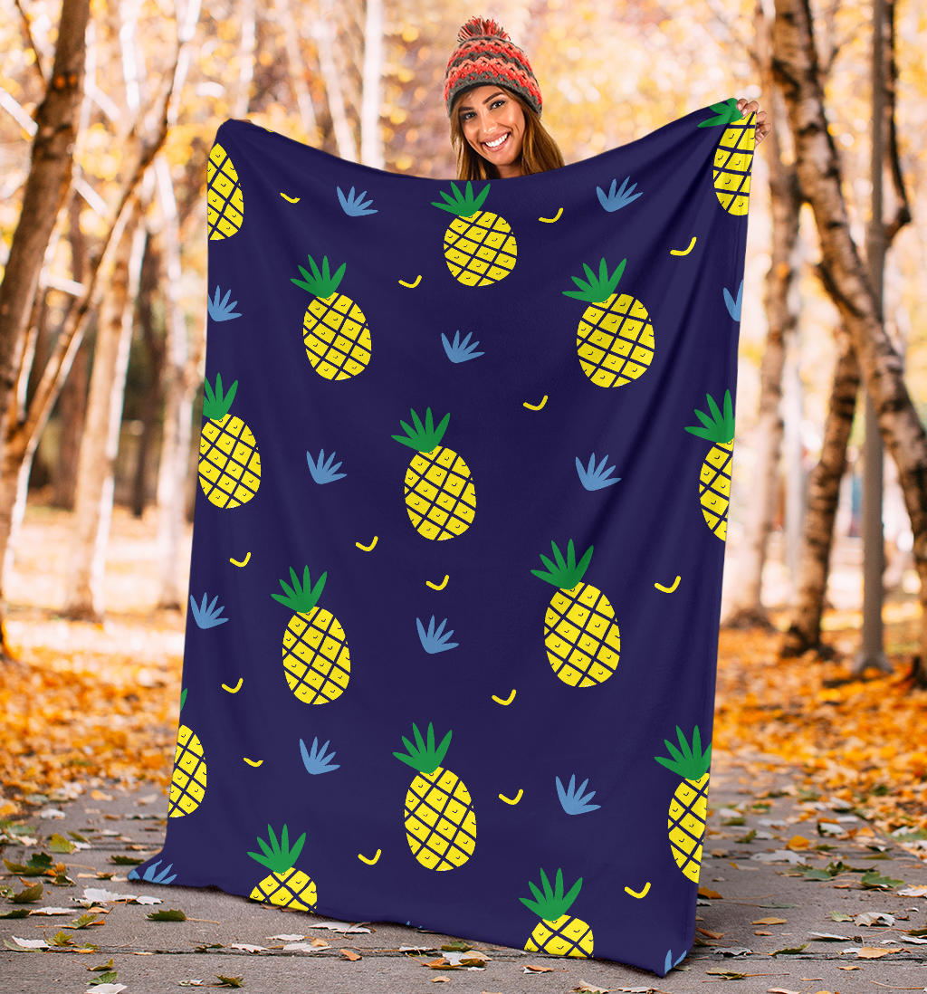 Pineapple Pattern Print Design A01 Premium Blanket