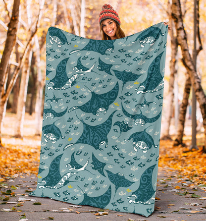 Manta Ray Tribal Pattern Print Design 03 Premium Blanket