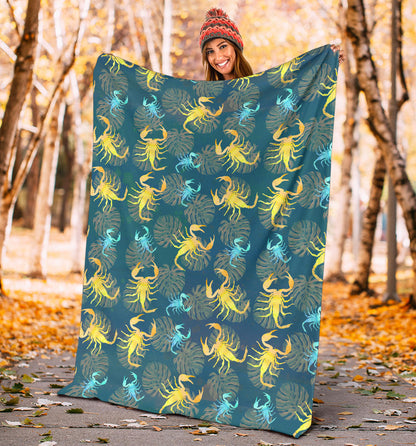 Scorpion Pattern Print Design 02 Premium Blanket