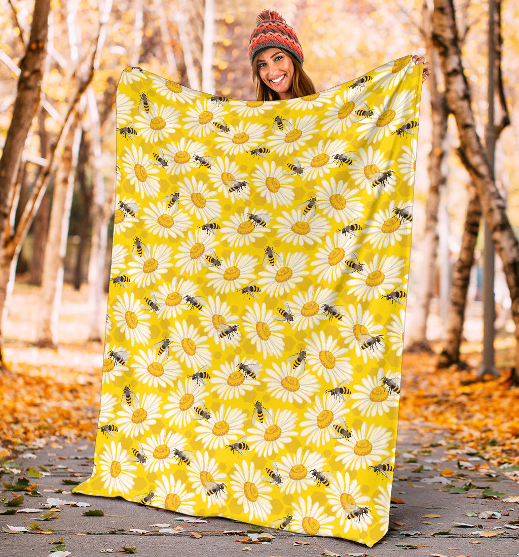 Bee Daisy Pattern Print Design 06 Premium Blanket