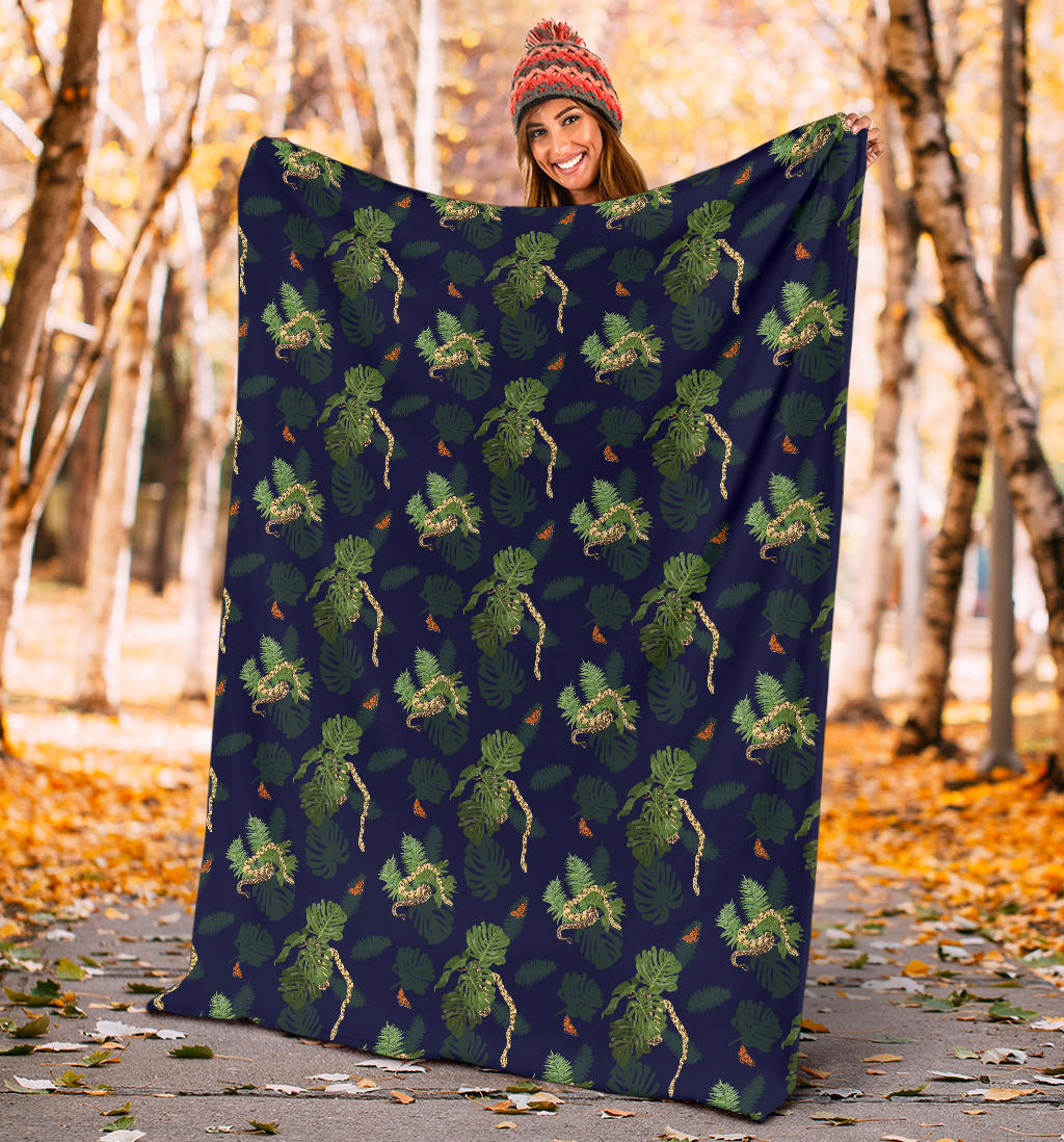 Boa Pattern Print Design 02 Premium Blanket