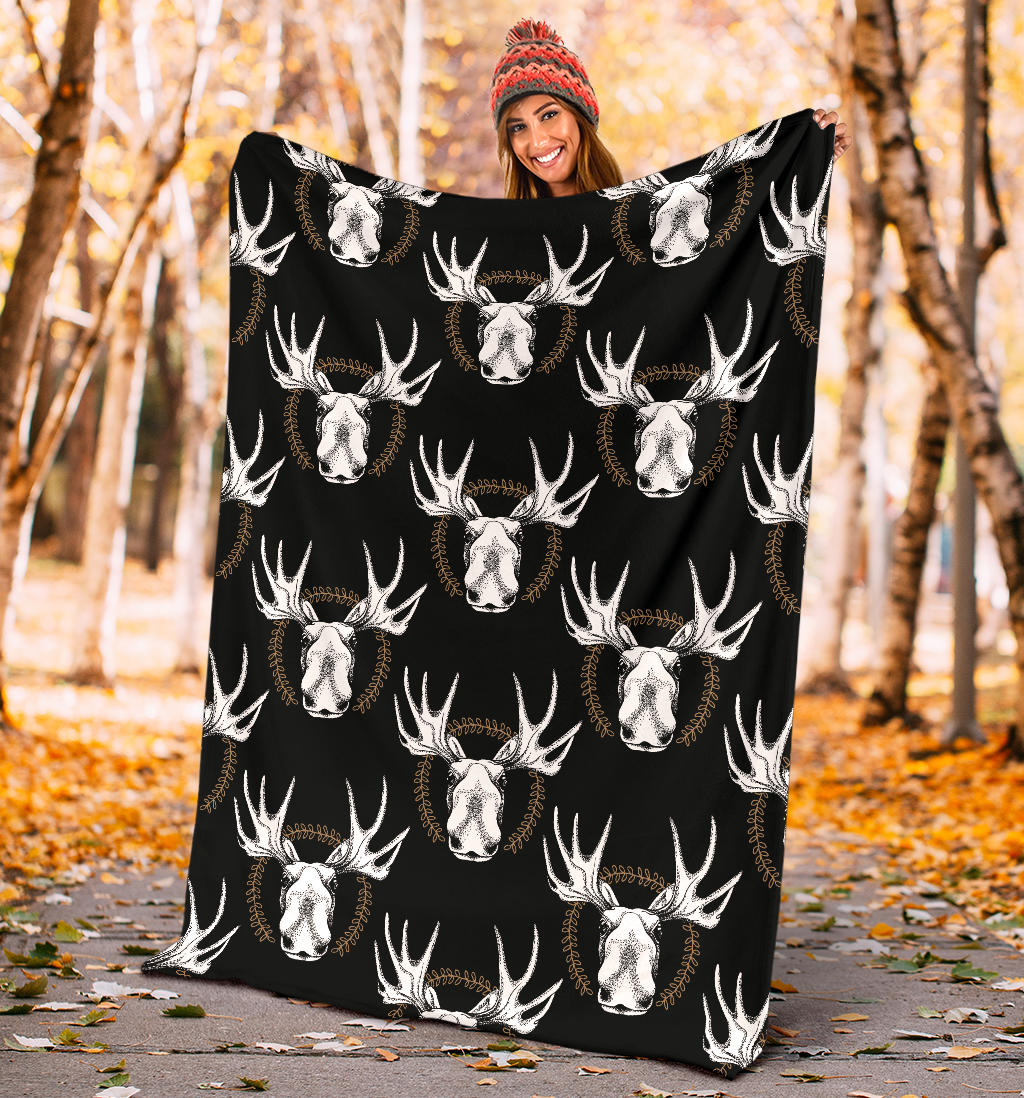 Moose Pattern Print Design 02 Premium Blanket