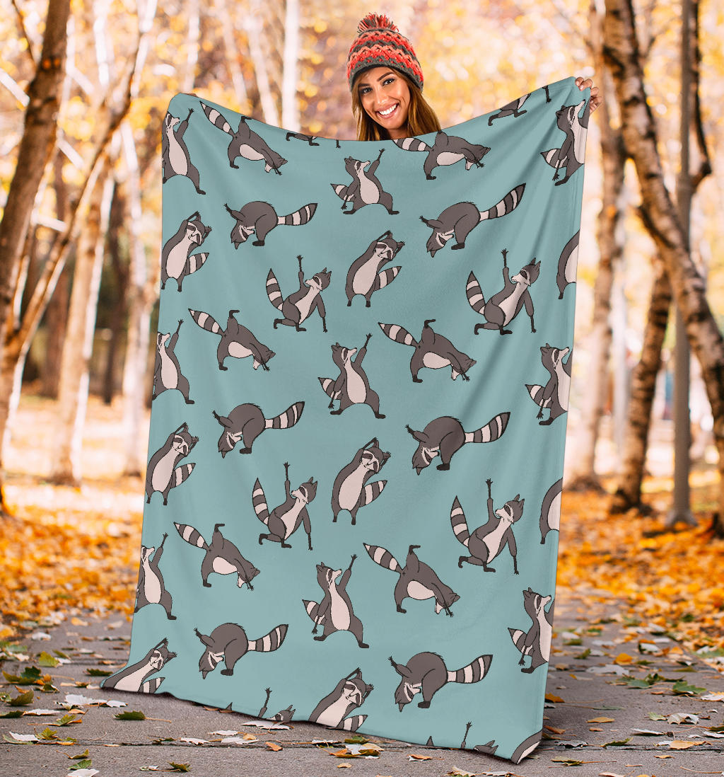 Raccoon Pattern Print Design A07 Premium Blanket