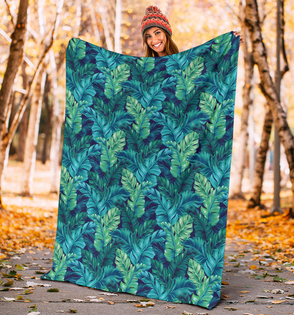Banana Leaf Pattern Print Design 06 Premium Blanket