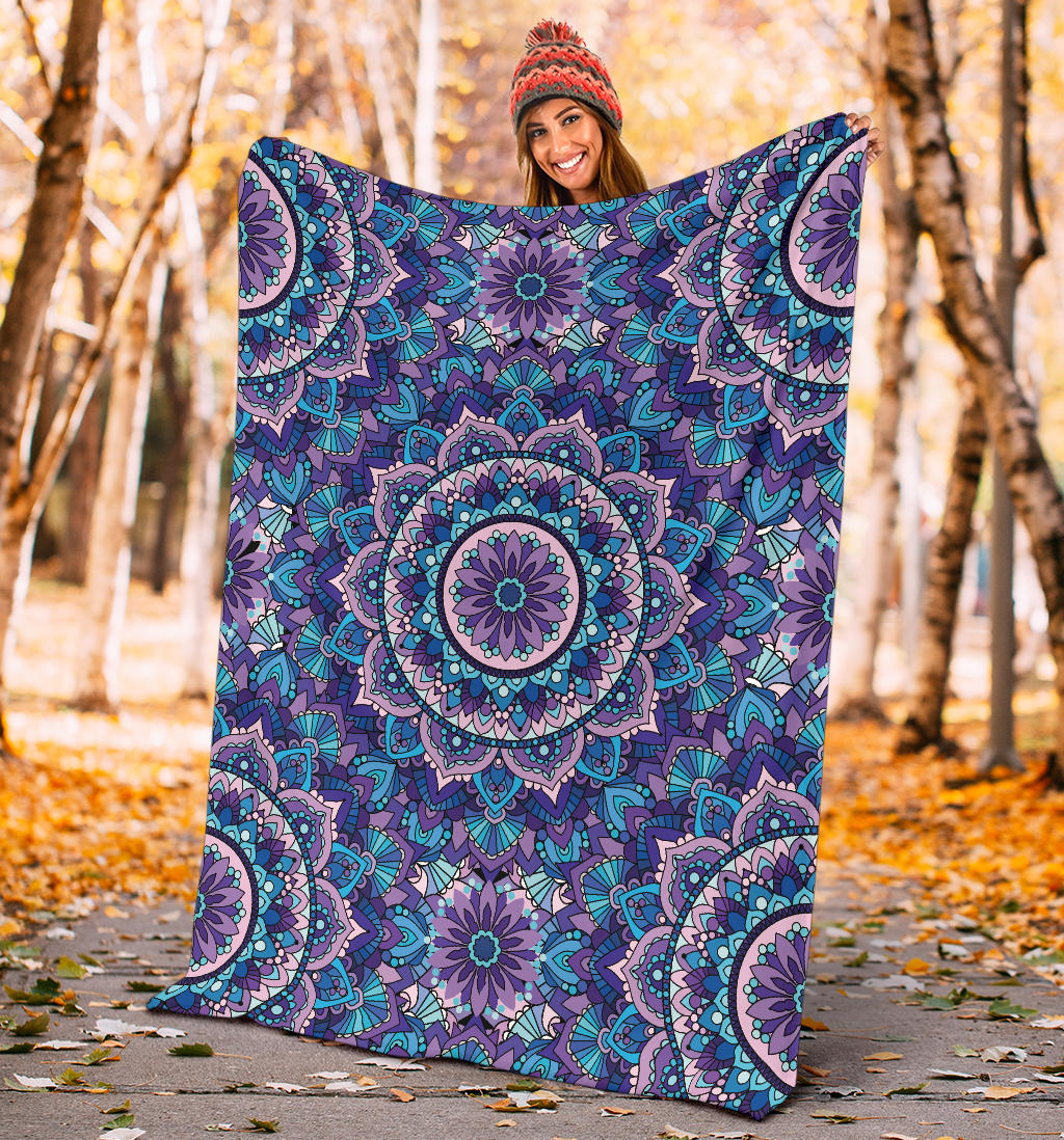 Mandala Pattern Print Design 04 Premium Blanket