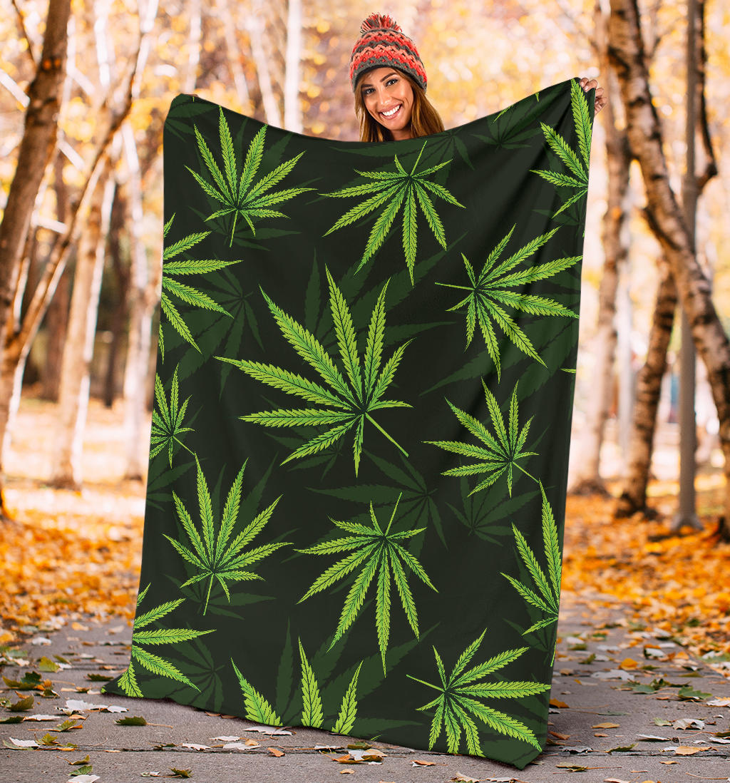 Pot Leaf Pattern Print Design A03 Premium Blanket