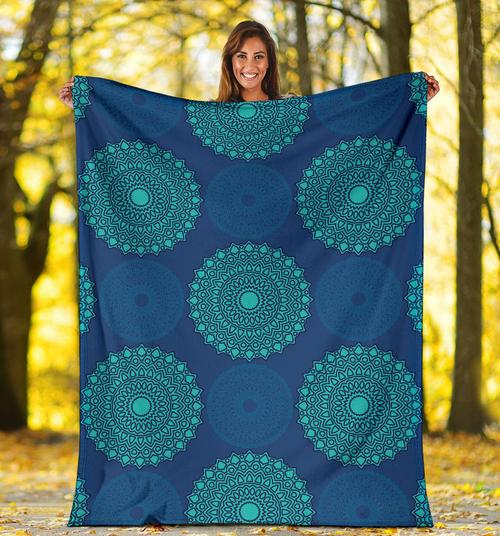 Medallion Pattern Print Design 04 Premium Blanket