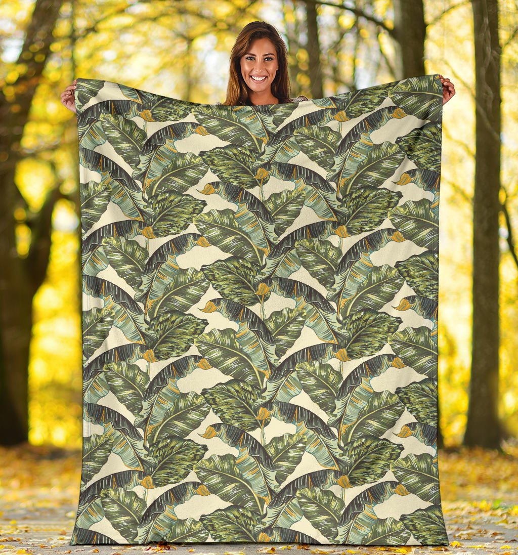 Banana Leaf Pattern Print Design 04 Premium Blanket