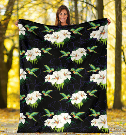 Hummingbird with Flower Pattern Print Design 03 Premium Blanket
