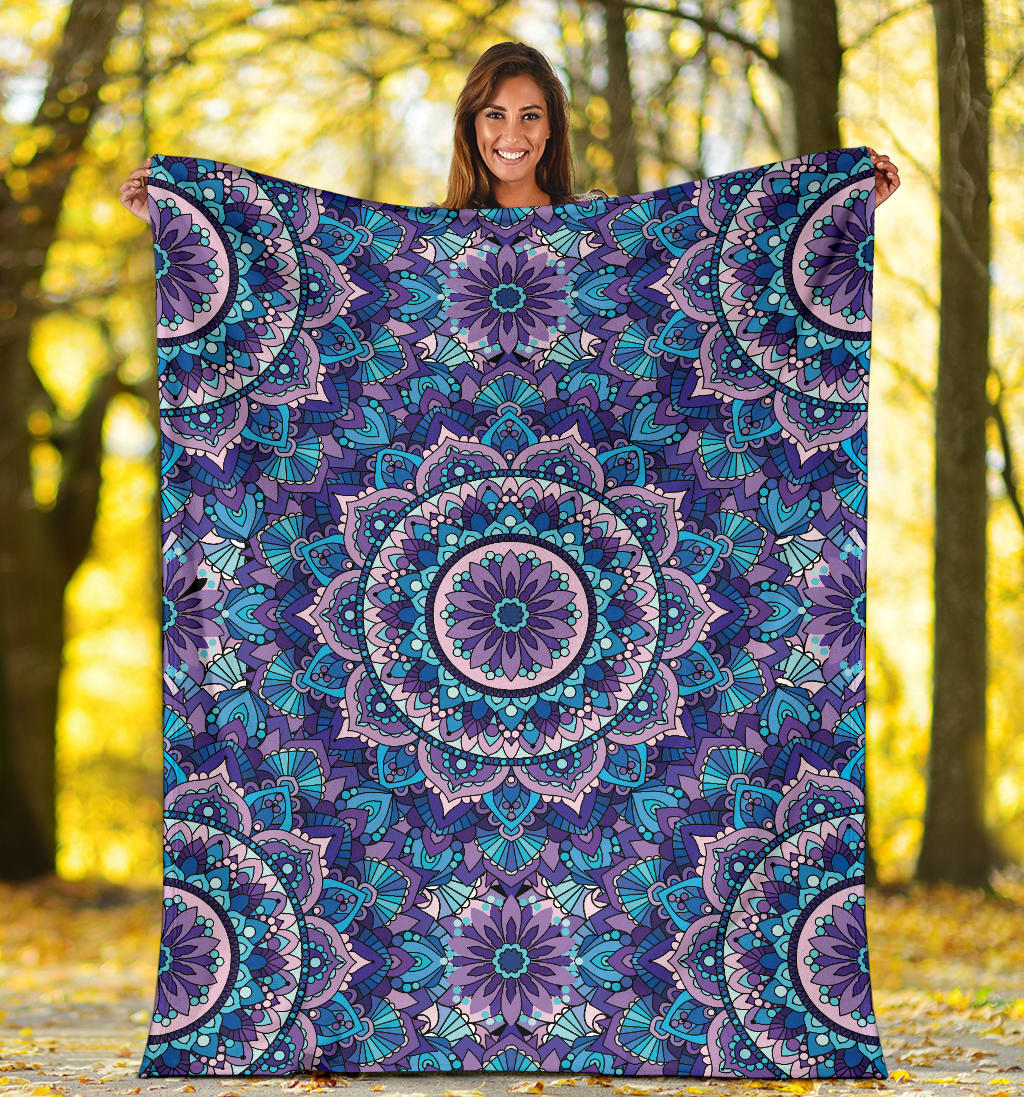 Mandala Pattern Print Design 04 Premium Blanket