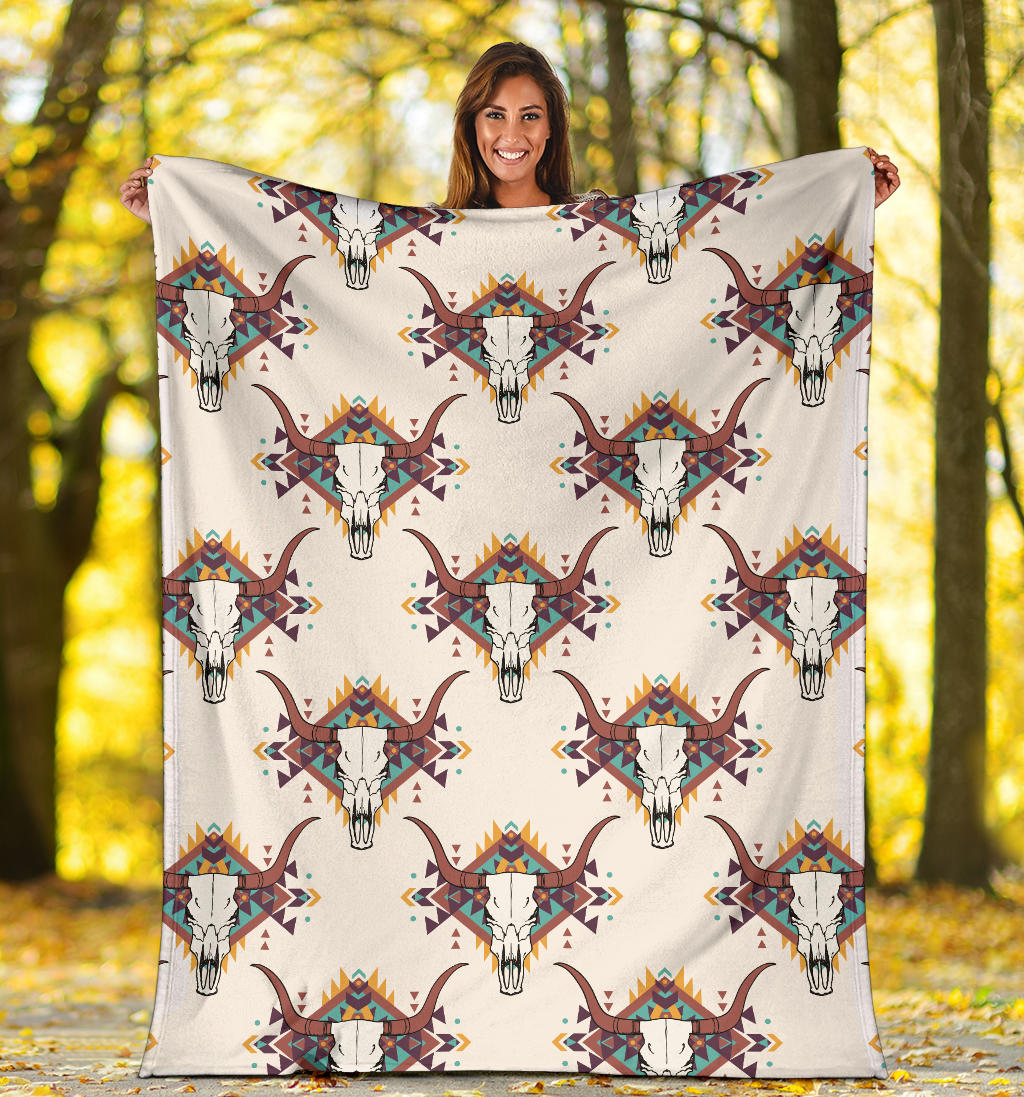 Buffalo Head Pattern Print Design 02 Premium Blanket