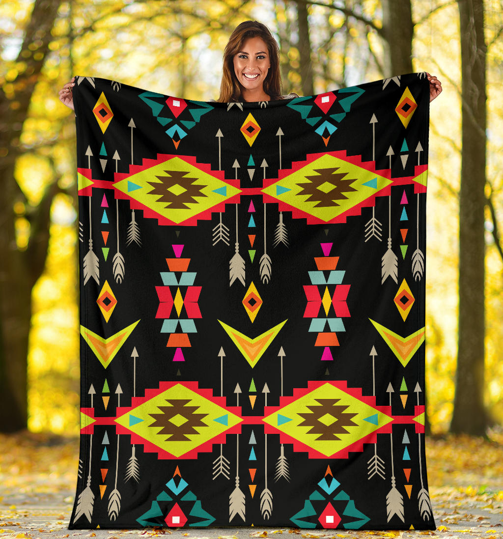 Native Pattern Print Design A05 Premium Blanket