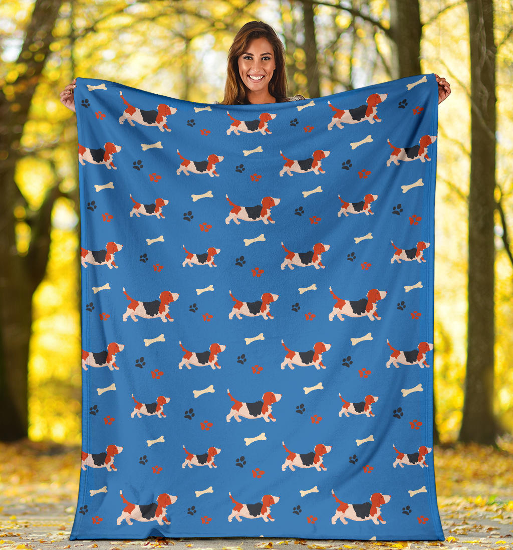 Basset Hound Pattern Print Design 02 Premium Blanket