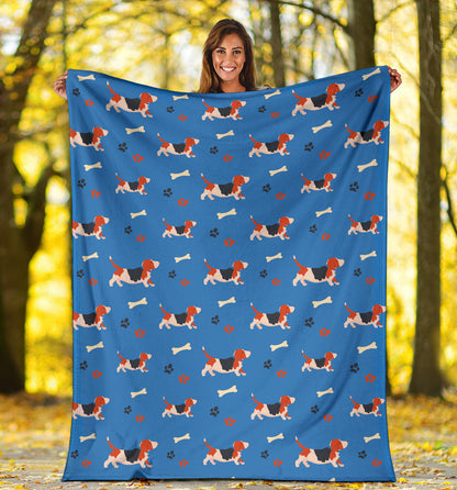 Basset Hound Pattern Print Design 02 Premium Blanket