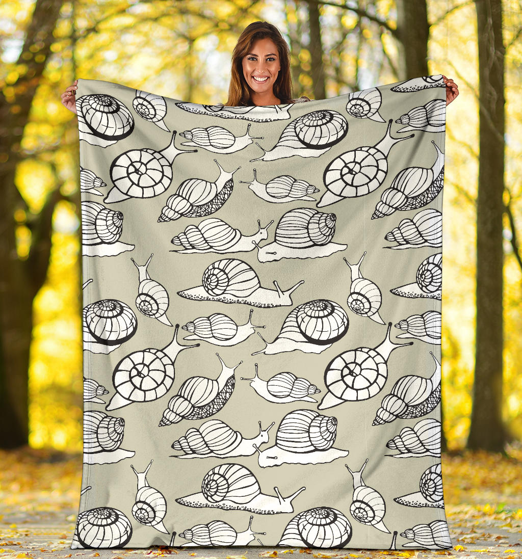 Snail Pattern Print Design 03 Premium Blanket