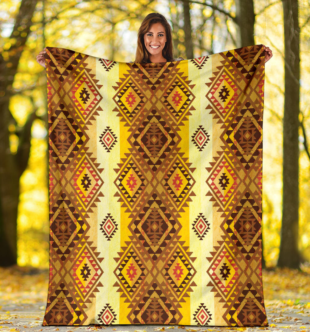 Native Pattern Print Design A09 Premium Blanket