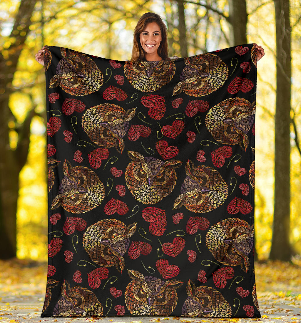 Owl Pattern Print Design A08 Premium Blanket