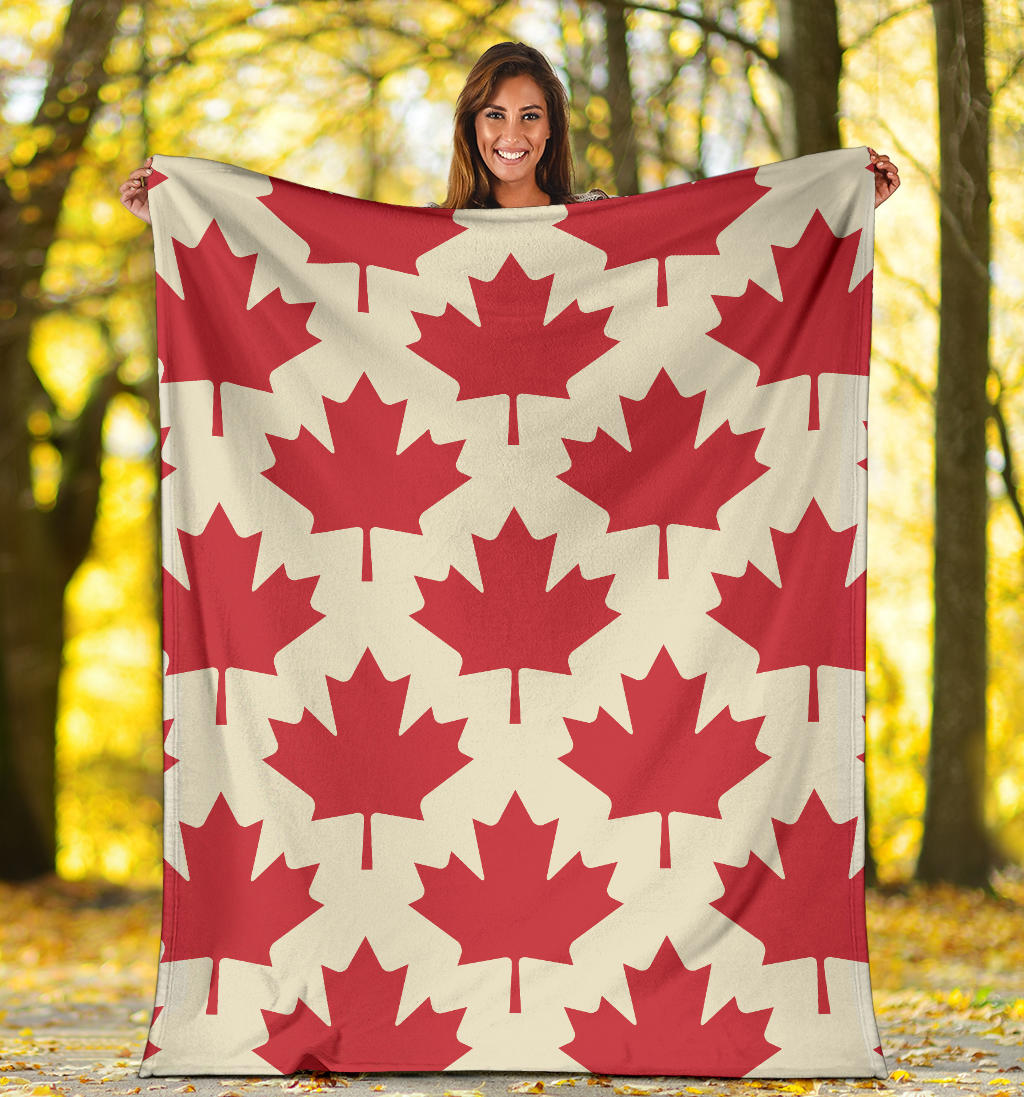 Maple Leaf Pattern Print Design 03 Premium Blanket