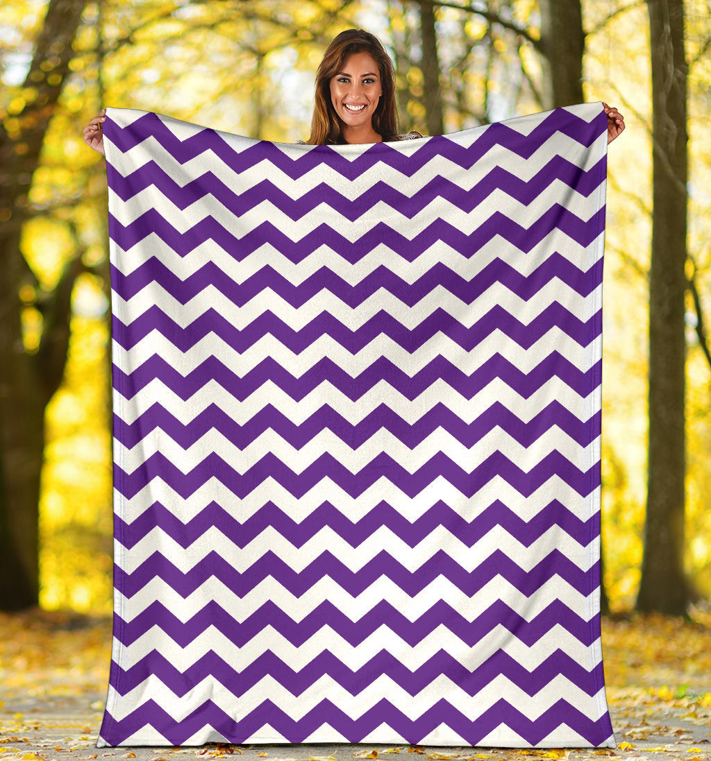 Chevron Purple Pattern Print Design 03 Premium Blanket