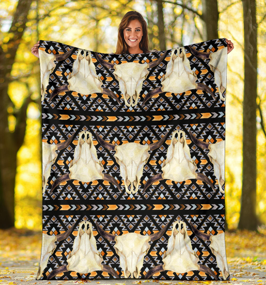 Buffalo Head Pattern Print Design 03 Premium Blanket