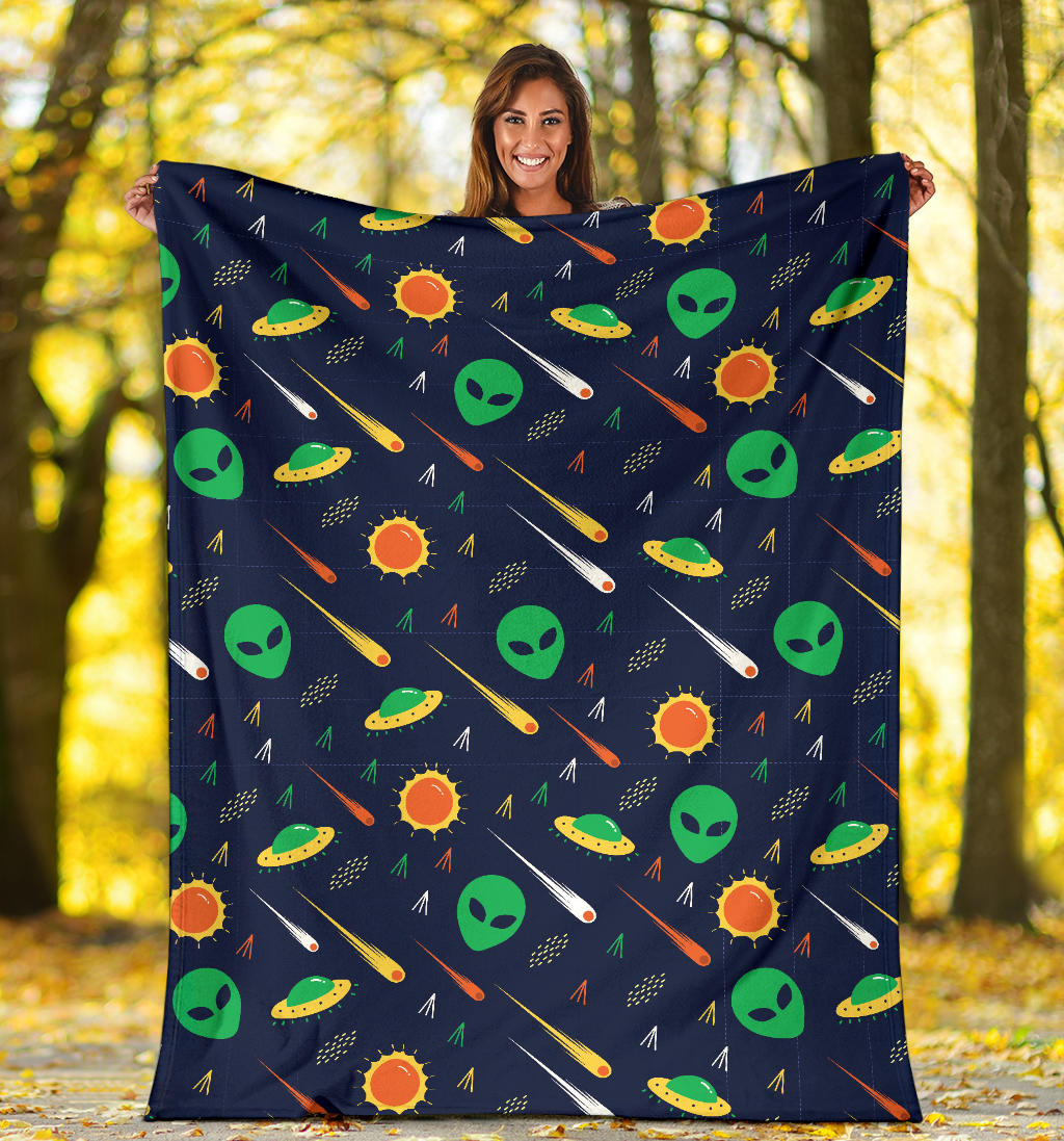 Alien UFO Pattern Print Design 05 Premium Blanket