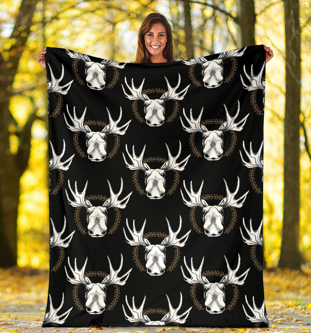 Moose Pattern Print Design 02 Premium Blanket