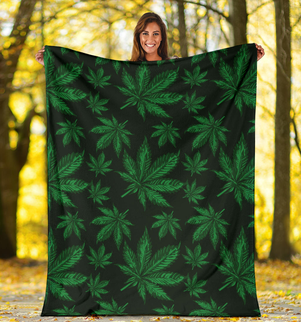Pot Leaf Pattern Print Design A04 Premium Blanket