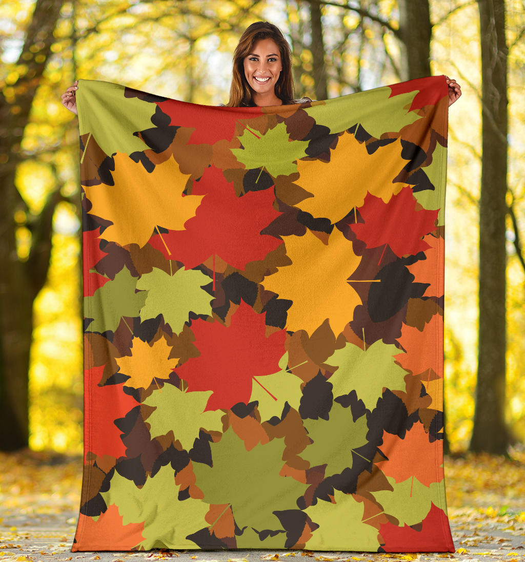 Maple Leaf Pattern Print Design 05 Premium Blanket