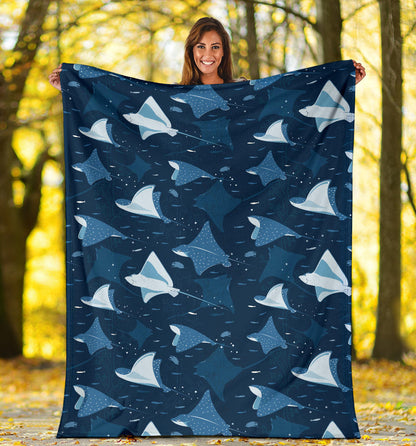 Manta Ray Pattern Print Design 02 Premium Blanket