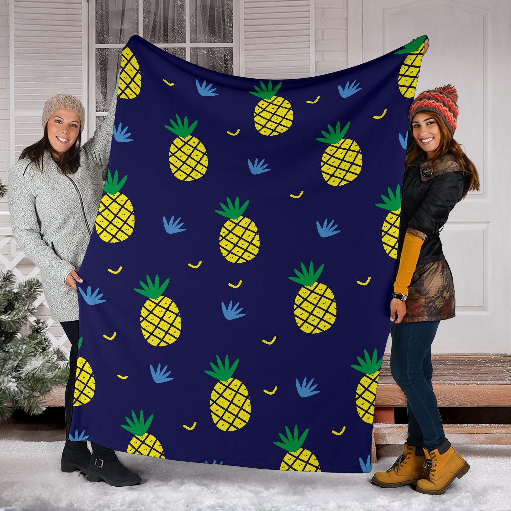 Pineapple Pattern Print Design A01 Premium Blanket