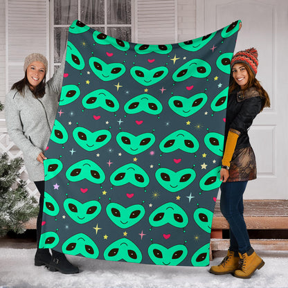 Alien Head Heart Pattern Print Design 03 Premium Blanket