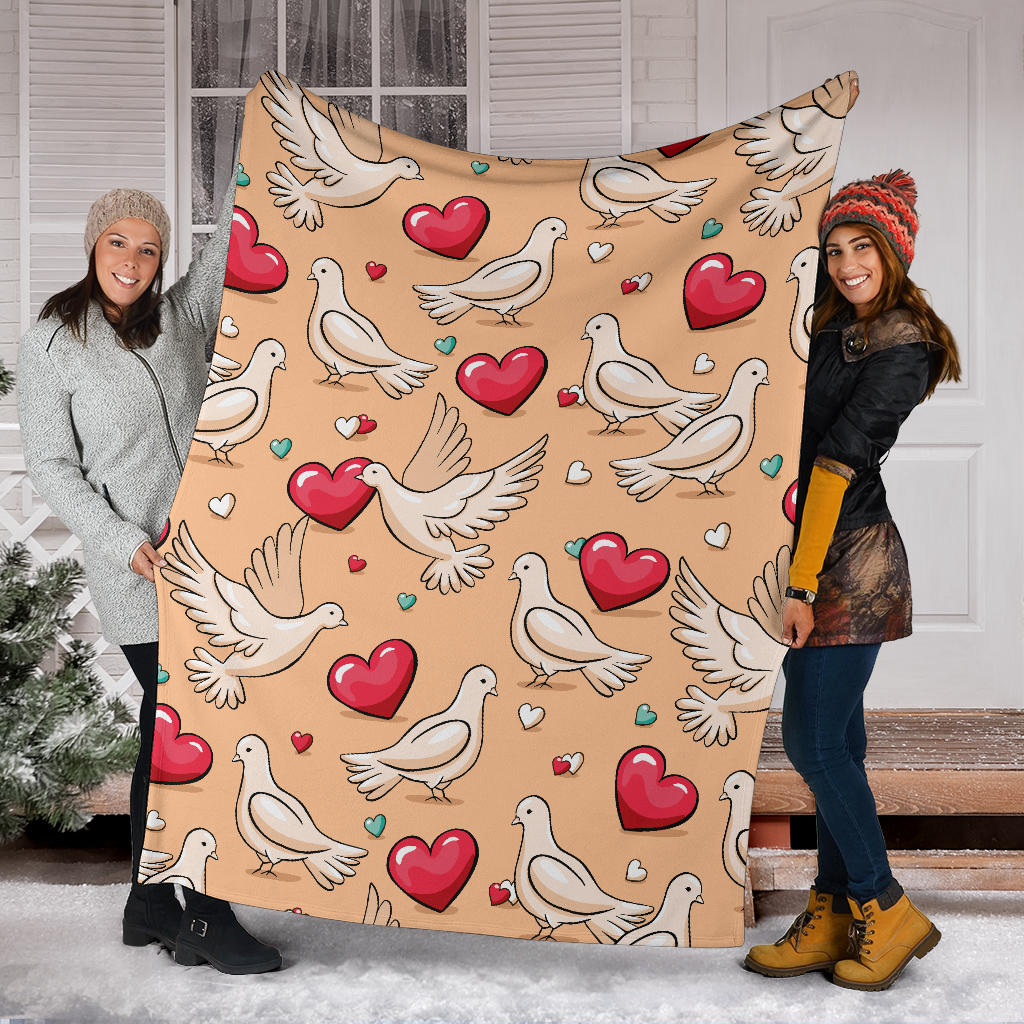 Pigeon Heart Pattern Print Design 04 Premium Blanket