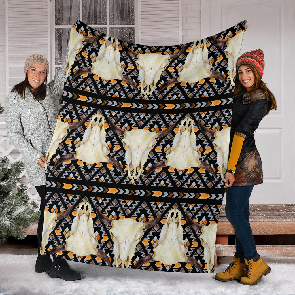 Buffalo Head Pattern Print Design 03 Premium Blanket