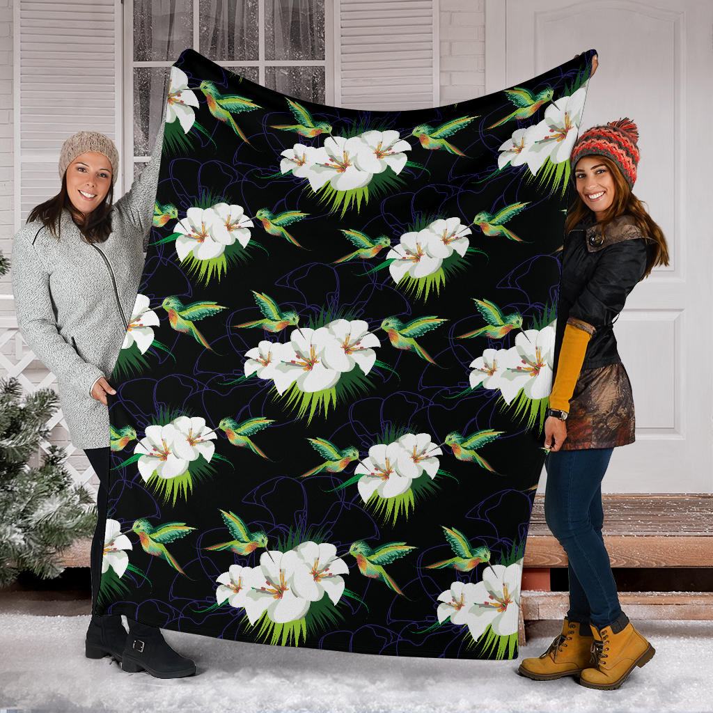 Hummingbird with Flower Pattern Print Design 03 Premium Blanket