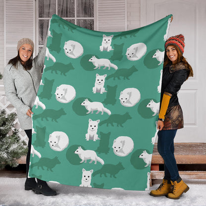 Arctic Fox Pattern Print Design Premium Blanket
