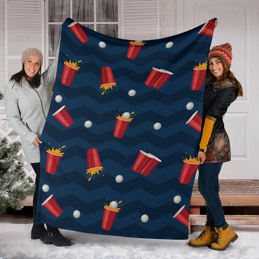 Beer Pong Pattern Print Design 01 Premium Blanket