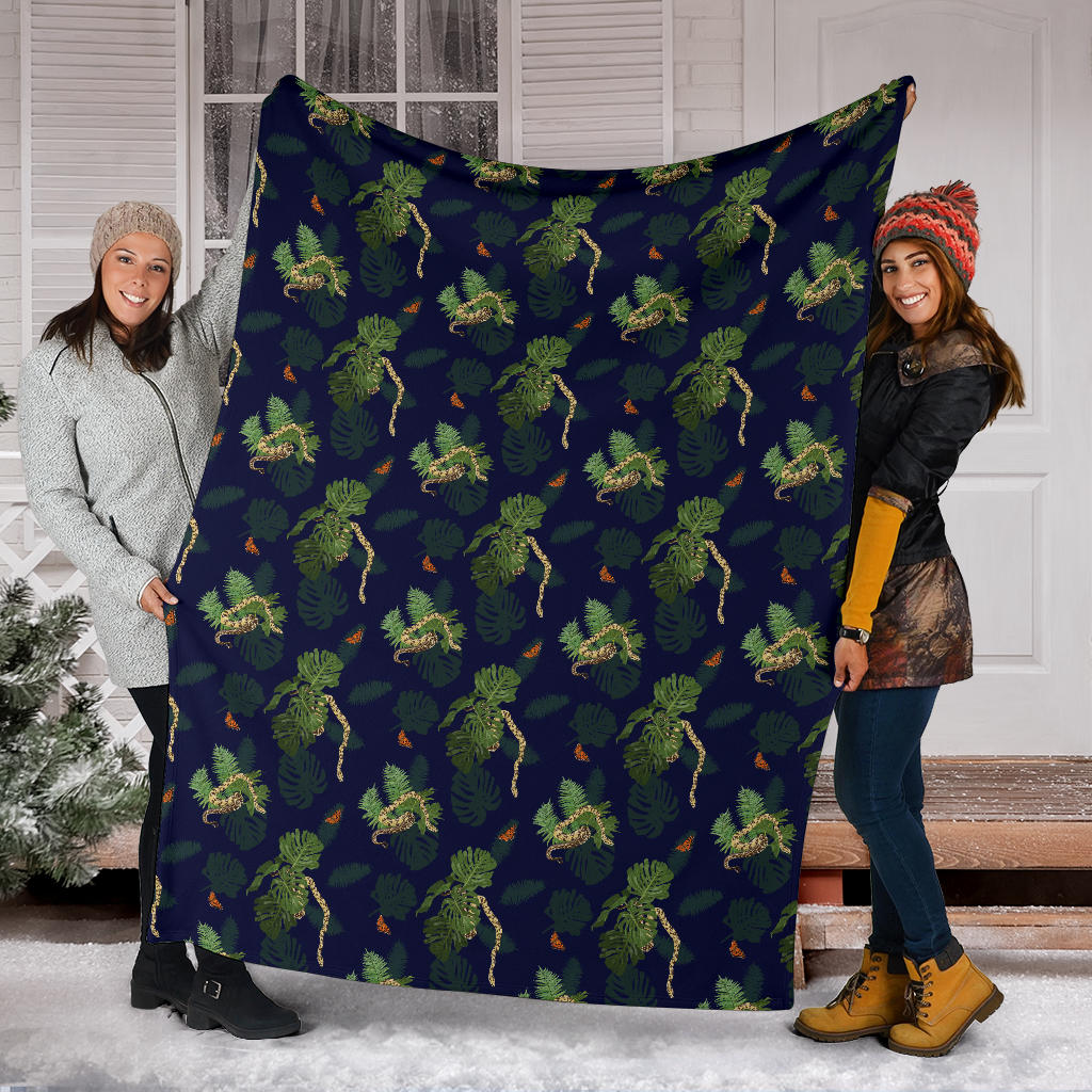 Boa Pattern Print Design 02 Premium Blanket
