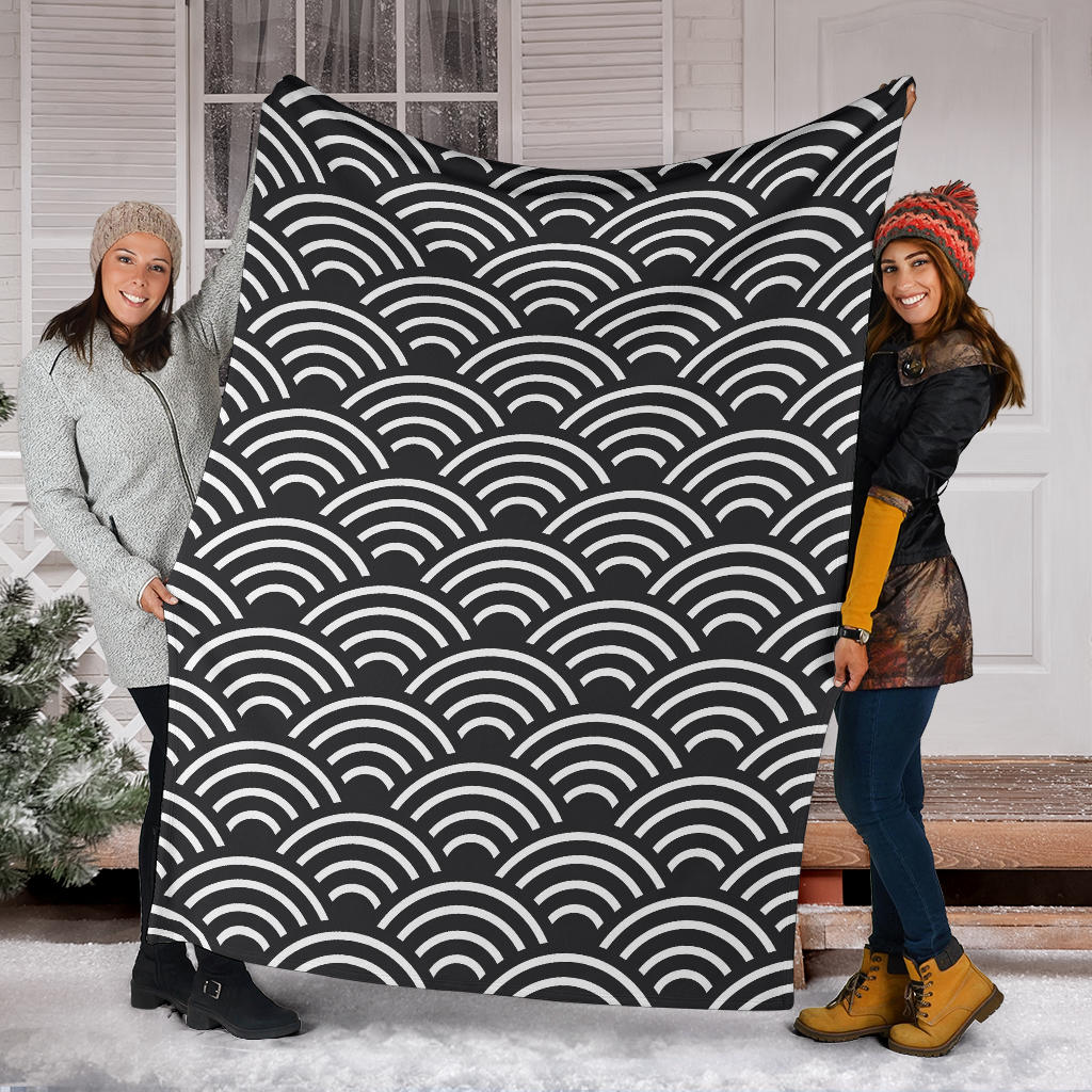 Scales Black White Pattern Print Design 03 Premium Blanket