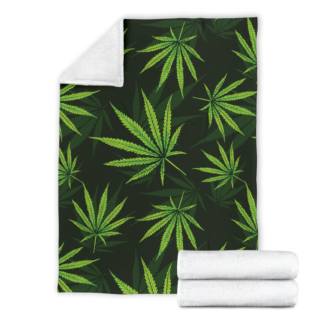 Pot Leaf Pattern Print Design A03 Premium Blanket
