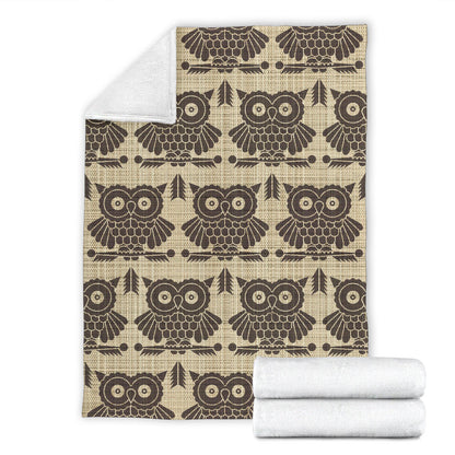 Owl Pattern Print Design A01 Premium Blanket