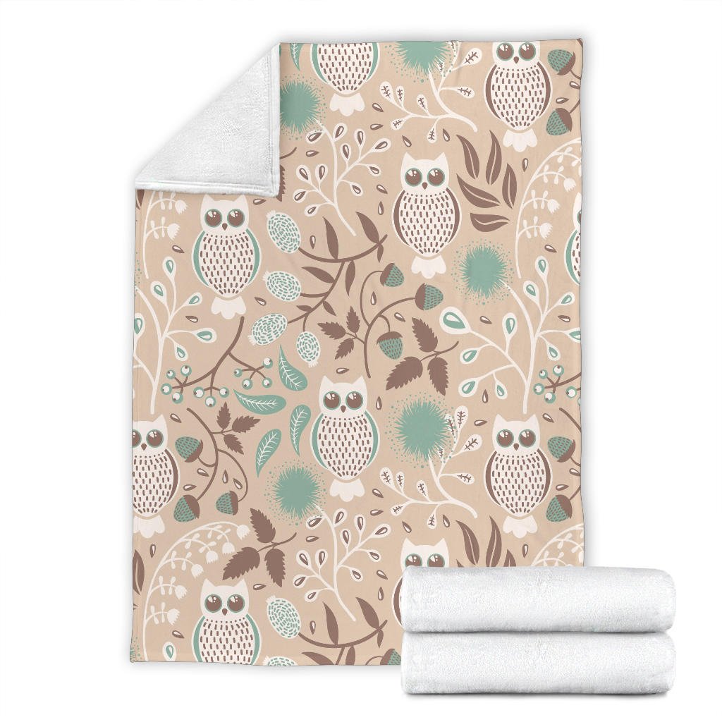 Owl Pattern Print Design A02 Premium Blanket