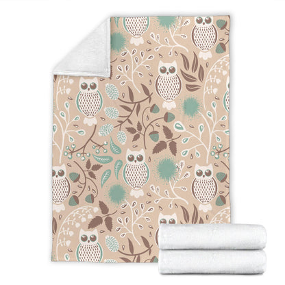 Owl Pattern Print Design A02 Premium Blanket