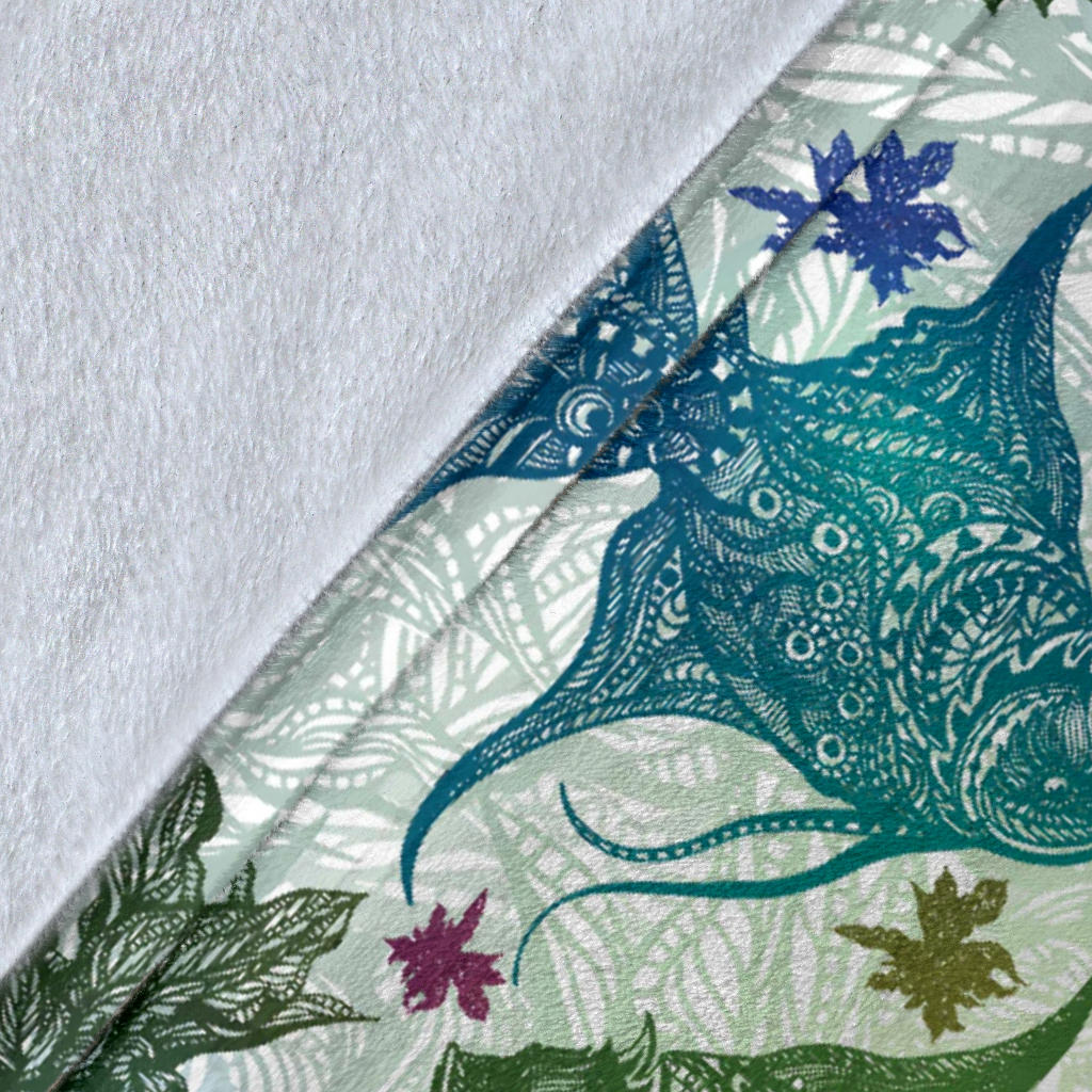 Angelfish Tribal Pattern Print Design 01 Premium Blanket